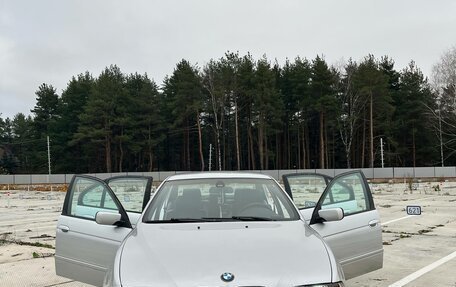 BMW 5 серия, 2001 год, 950 000 рублей, 3 фотография