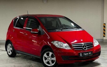 Mercedes-Benz A-Класс, 2012 год, 675 000 рублей, 1 фотография