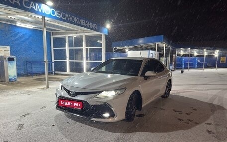 Toyota Camry, 2021 год, 3 050 000 рублей, 12 фотография