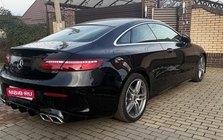 Mercedes-Benz E-Класс, 2017 год, 3 850 000 рублей, 2 фотография