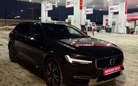Volvo V90 Cross Country I рестайлинг, 2018 год, 3 390 000 рублей, 3 фотография