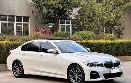 BMW 3 серия, 2021 год, 3 000 000 рублей, 3 фотография