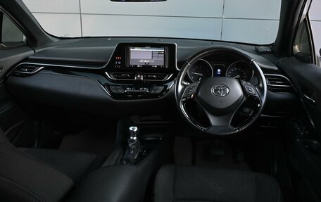 Toyota C-HR I рестайлинг, 2018 год, 2 049 000 рублей, 6 фотография