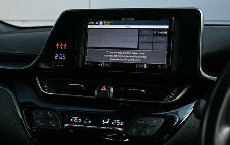 Toyota C-HR I рестайлинг, 2018 год, 2 049 000 рублей, 16 фотография