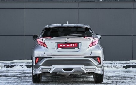 Toyota C-HR I рестайлинг, 2018 год, 2 049 000 рублей, 4 фотография
