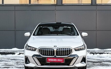 BMW 5 серия, 2024 год, 8 399 000 рублей, 3 фотография