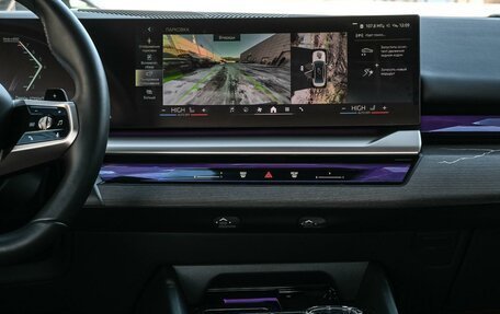 BMW 5 серия, 2024 год, 8 399 000 рублей, 15 фотография