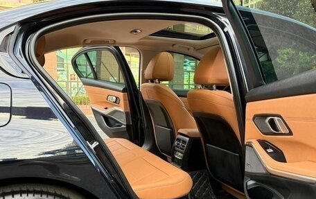 BMW 3 серия, 2021 год, 3 000 000 рублей, 8 фотография