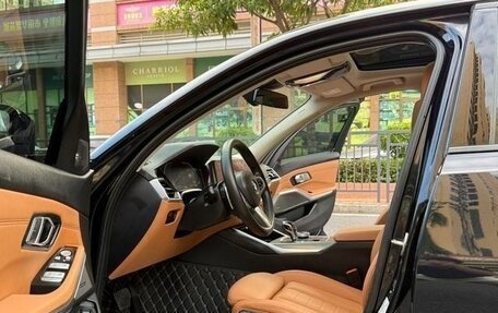 BMW 3 серия, 2021 год, 3 000 000 рублей, 10 фотография