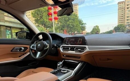 BMW 3 серия, 2021 год, 3 000 000 рублей, 13 фотография