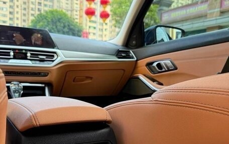 BMW 3 серия, 2021 год, 3 000 000 рублей, 14 фотография