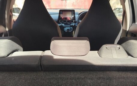 Toyota Aqua, 2021 год, 1 770 000 рублей, 7 фотография