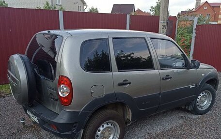 Chevrolet Niva I рестайлинг, 2013 год, 850 000 рублей, 4 фотография