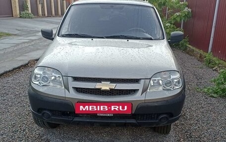 Chevrolet Niva I рестайлинг, 2013 год, 850 000 рублей, 10 фотография