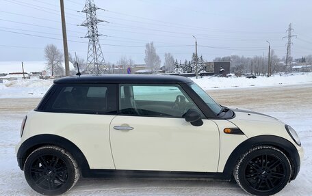 MINI Hatch, 2010 год, 700 000 рублей, 10 фотография