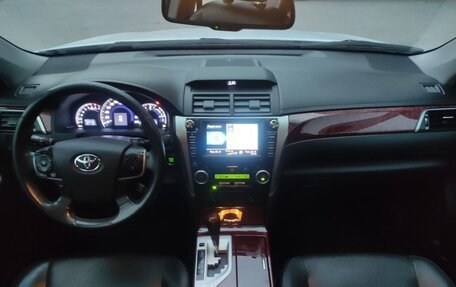 Toyota Camry, 2013 год, 1 850 000 рублей, 13 фотография