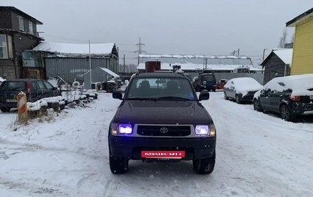 Toyota Hilux VI, 1998 год, 1 060 000 рублей, 2 фотография