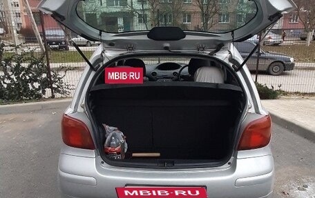 Toyota Vitz, 2004 год, 430 000 рублей, 17 фотография