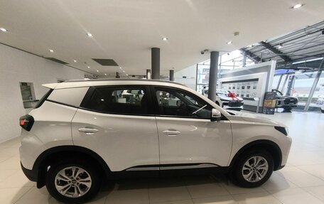 Chery Tiggo 4 I рестайлинг, 2025 год, 2 139 000 рублей, 4 фотография