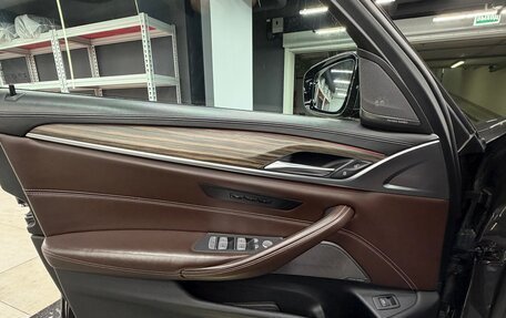 BMW 5 серия, 2019 год, 5 850 000 рублей, 10 фотография