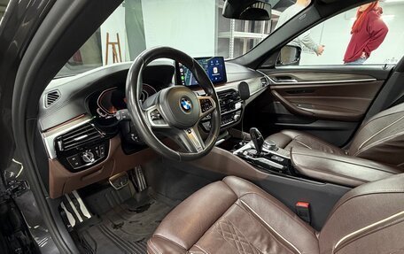 BMW 5 серия, 2019 год, 5 850 000 рублей, 9 фотография