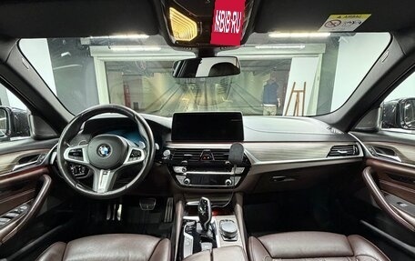 BMW 5 серия, 2019 год, 5 850 000 рублей, 11 фотография