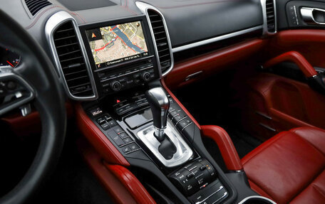 Porsche Cayenne III, 2016 год, 4 635 000 рублей, 23 фотография