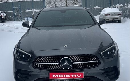 Mercedes-Benz E-Класс, 2021 год, 4 800 000 рублей, 1 фотография