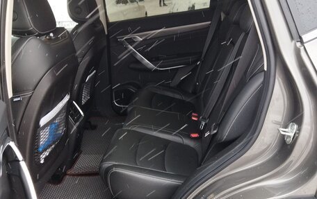 Geely Atlas, 2024 год, 2 500 000 рублей, 10 фотография