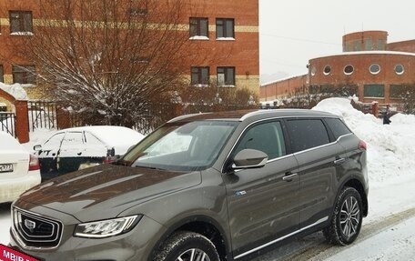 Geely Atlas, 2024 год, 2 500 000 рублей, 2 фотография