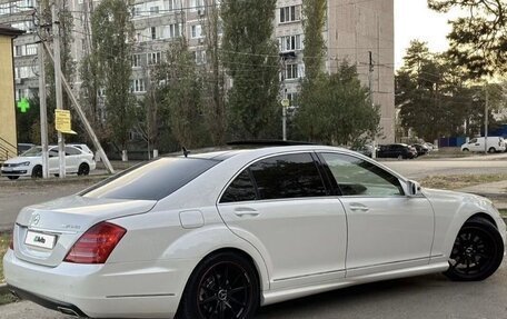 Mercedes-Benz S-Класс, 2011 год, 1 300 000 рублей, 3 фотография