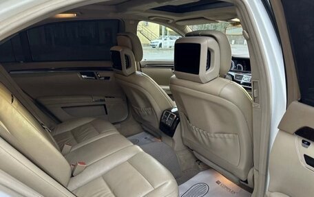 Mercedes-Benz S-Класс, 2011 год, 1 300 000 рублей, 21 фотография