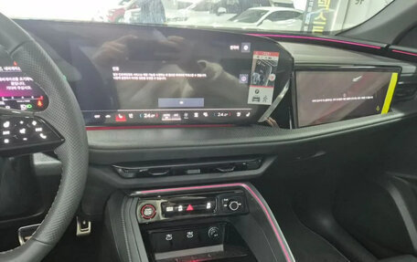 Audi Q5, 2025 год, 10 830 000 рублей, 11 фотография