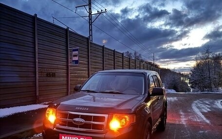 Ford Escape II, 2008 год, 700 000 рублей, 3 фотография