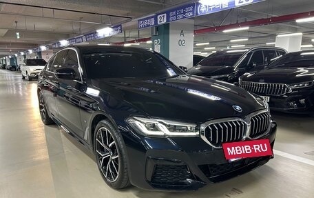 BMW 5 серия, 2022 год, 5 390 099 рублей, 2 фотография