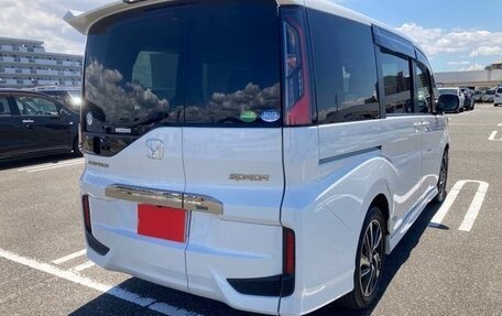 Honda Stepwgn IV, 2022 год, 2 012 000 рублей, 4 фотография