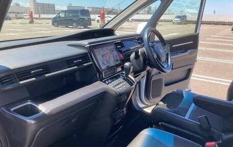 Honda Stepwgn IV, 2022 год, 2 012 000 рублей, 17 фотография