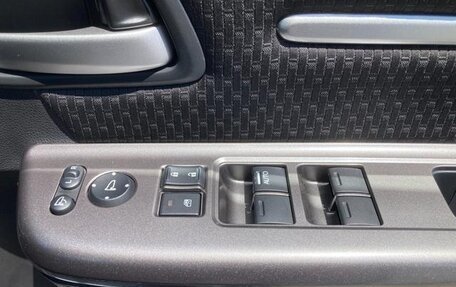 Honda Stepwgn IV, 2022 год, 2 012 000 рублей, 19 фотография