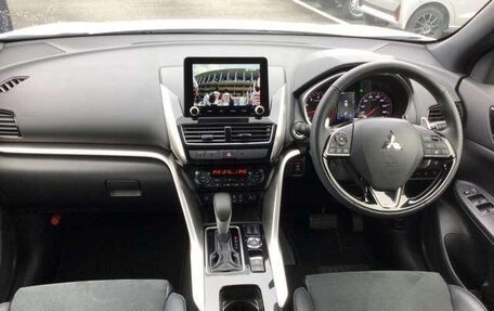 Mitsubishi Eclipse Cross, 2022 год, 1 640 000 рублей, 9 фотография