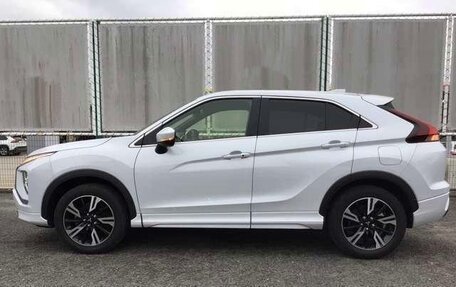 Mitsubishi Eclipse Cross, 2022 год, 1 640 000 рублей, 8 фотография