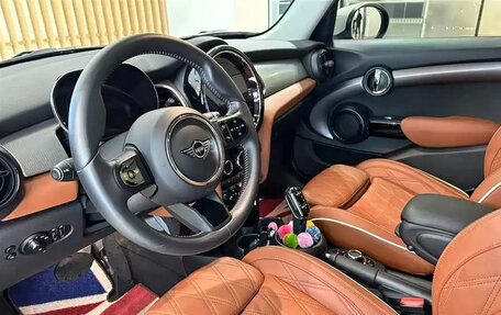 MINI Hatch, 2022 год, 2 100 000 рублей, 6 фотография