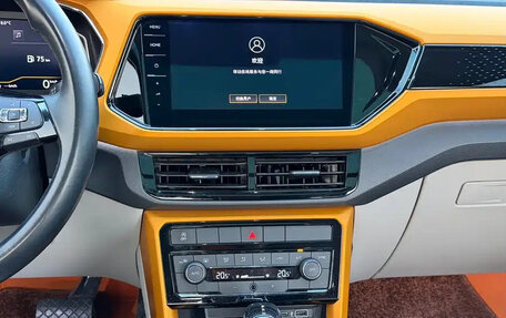 Volkswagen T-Cross I, 2021 год, 1 205 000 рублей, 10 фотография