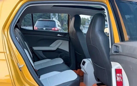 Volkswagen T-Cross I, 2021 год, 1 205 000 рублей, 7 фотография