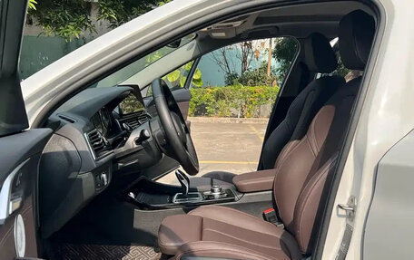 BMW 1 серия, 2022 год, 1 750 000 рублей, 7 фотография