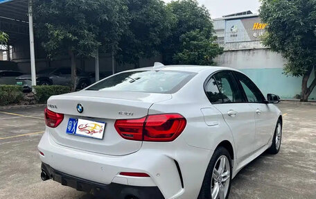 BMW 1 серия, 2022 год, 1 750 000 рублей, 4 фотография