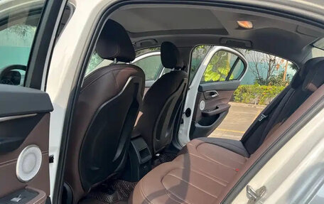 BMW 1 серия, 2022 год, 1 750 000 рублей, 9 фотография