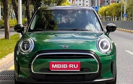 MINI Hatch, 2022 год, 2 100 000 рублей, 2 фотография