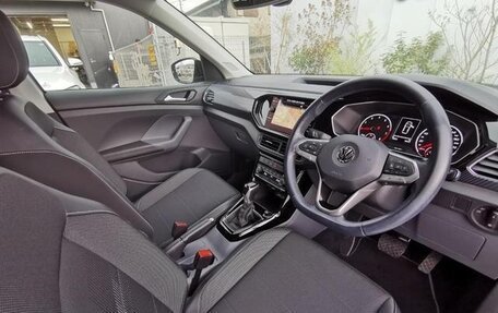 Volkswagen T-Cross I, 2022 год, 1 204 000 рублей, 10 фотография