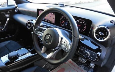 Mercedes-Benz A-Класс, 2020 год, 1 500 090 рублей, 28 фотография