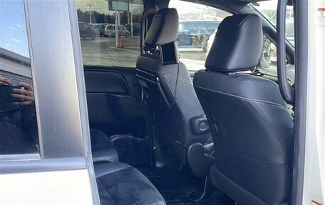 Toyota Voxy III, 2021 год, 2 057 000 рублей, 16 фотография